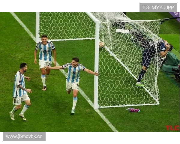 斯卡洛尼防守端提升点:近期防线组织与协防效率持续优化 斯卡洛尼防守端提升点:近期防线组织与协防效率持续优化